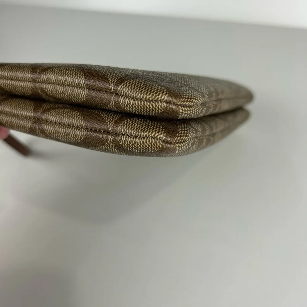 AUTHENTIC COACH DOUBLE ZIP WALLET WRISTLET